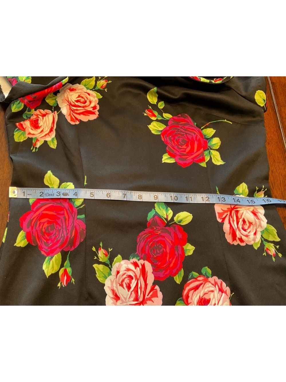 Women's Betsey Johnson Floral Dress Size 12 Black Red - Picture 5 of 8